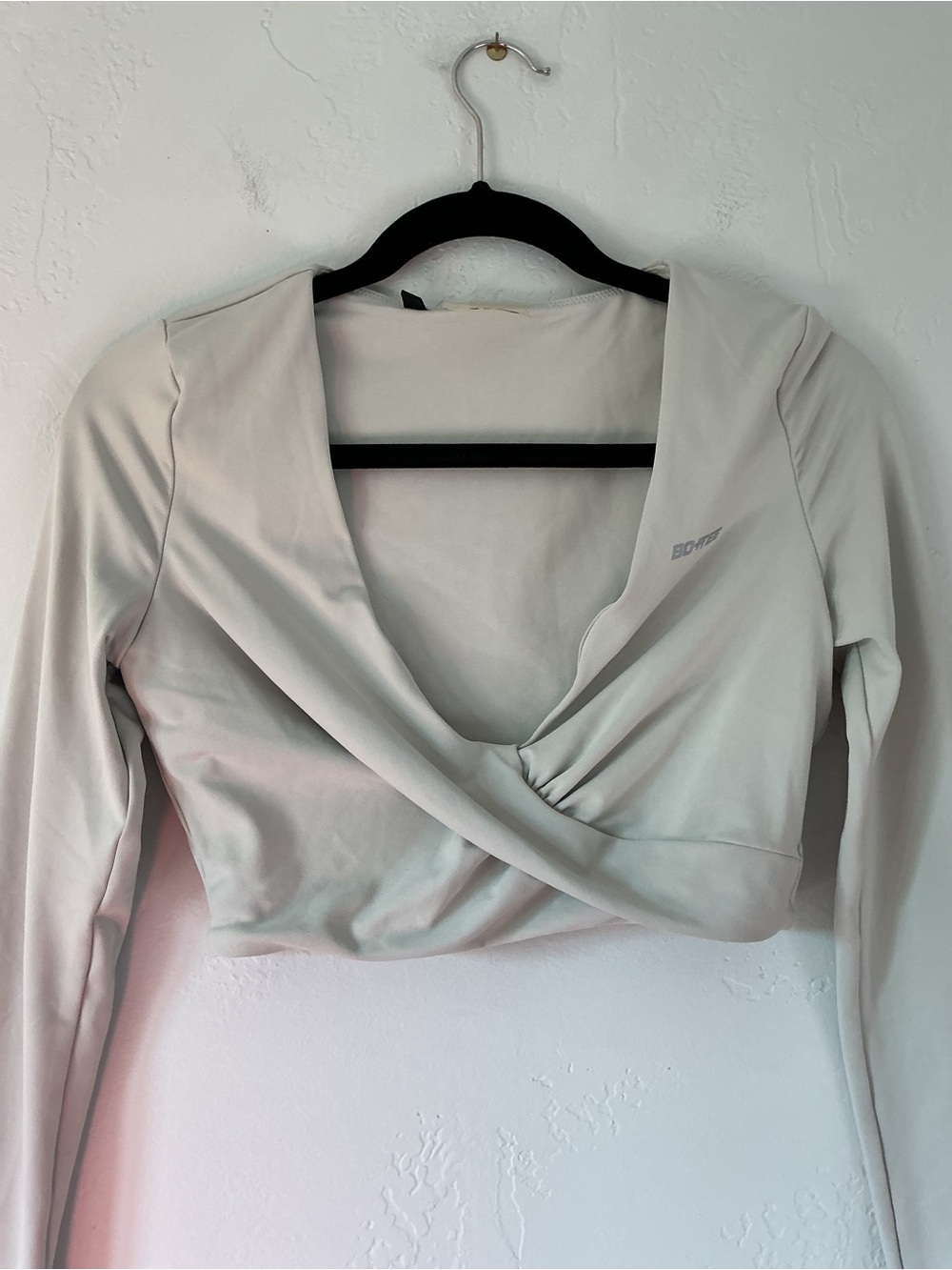 Bo+Tee Light Gray Wrap-Front Activewear Crop Top